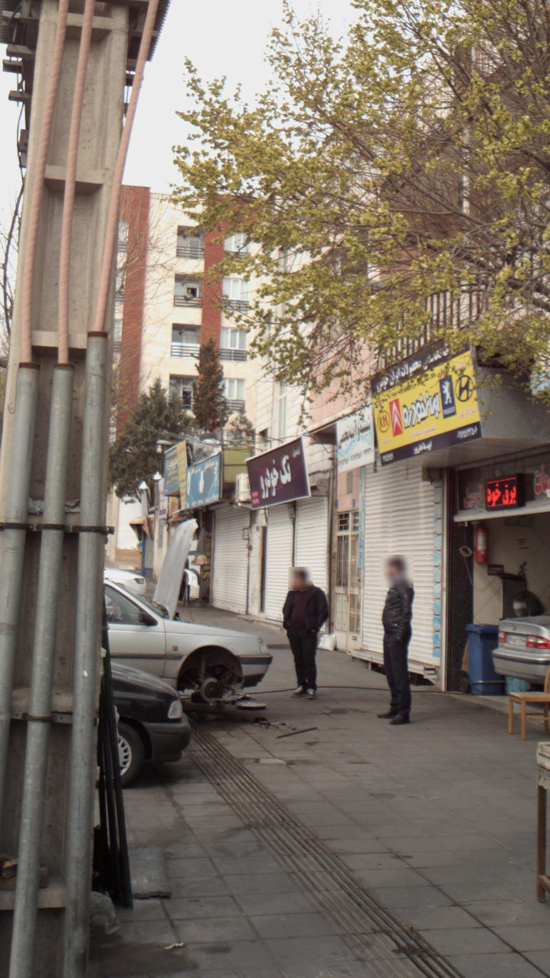 اتومبیل تک خودرو